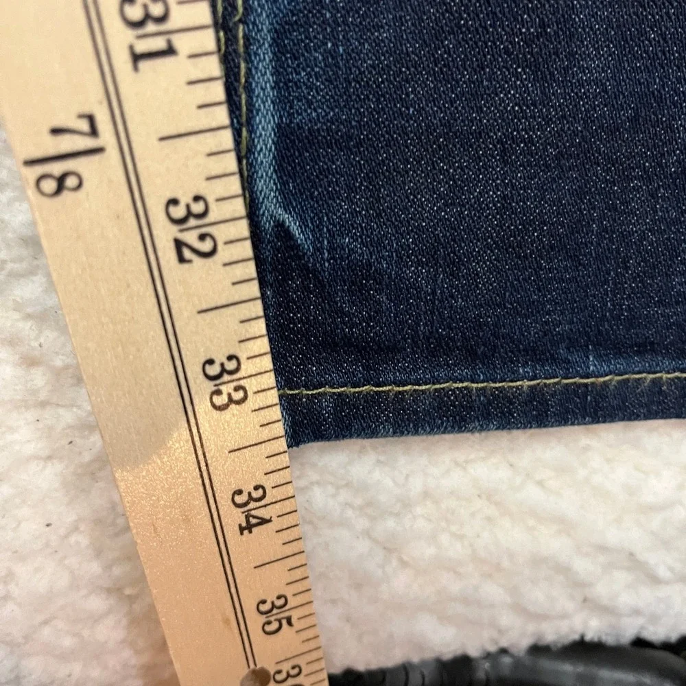 True Religion Jeans Mens 40 Blue Made in USA Straight Leg Contrast Stitch Denim